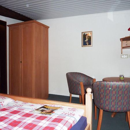 Hof Guttels Waldgasthof Ferienpension Rotenburg an der Fulda Pokoj fotografie
