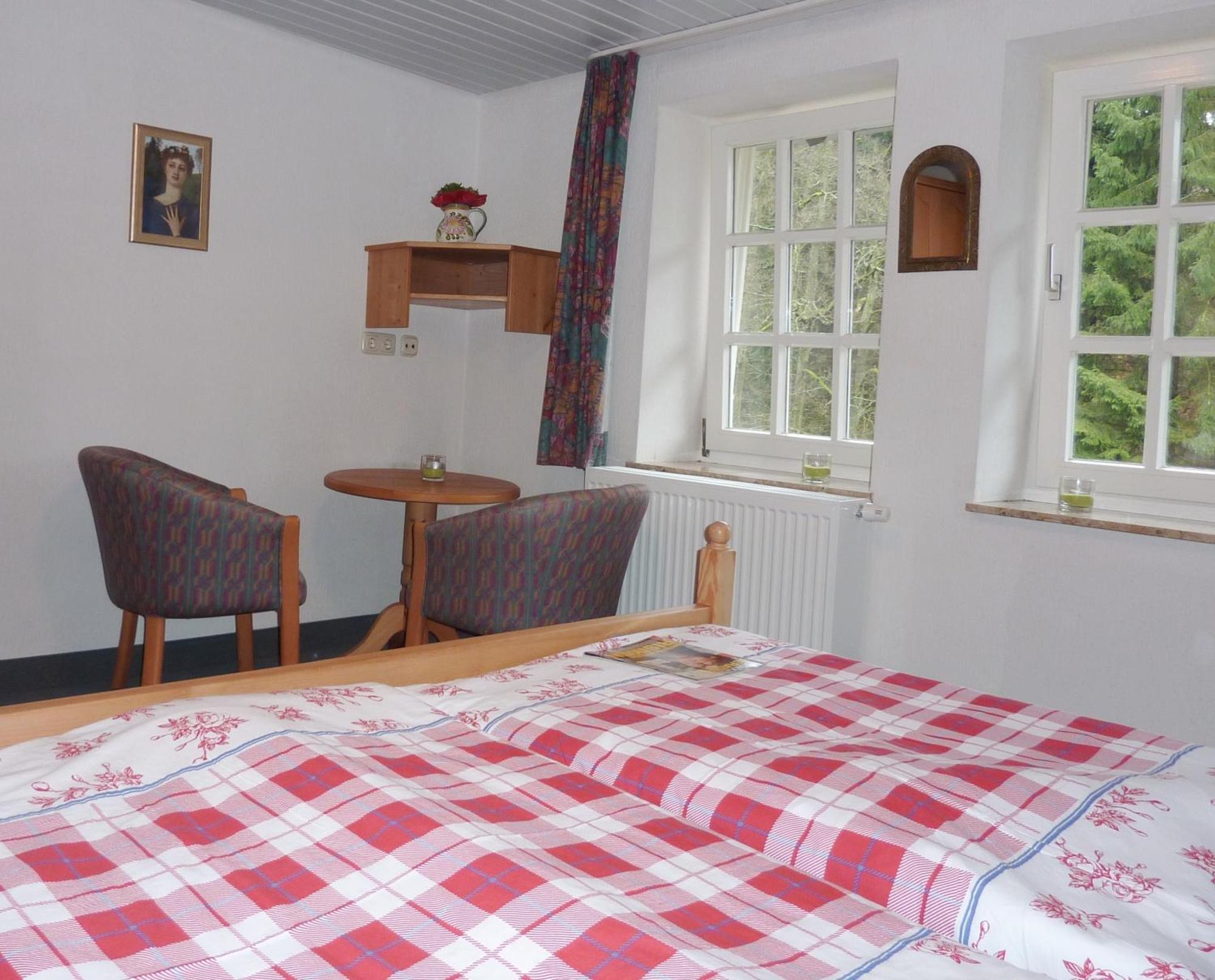 Hof Guttels Waldgasthof Ferienpension Rotenburg an der Fulda Pokoj fotografie